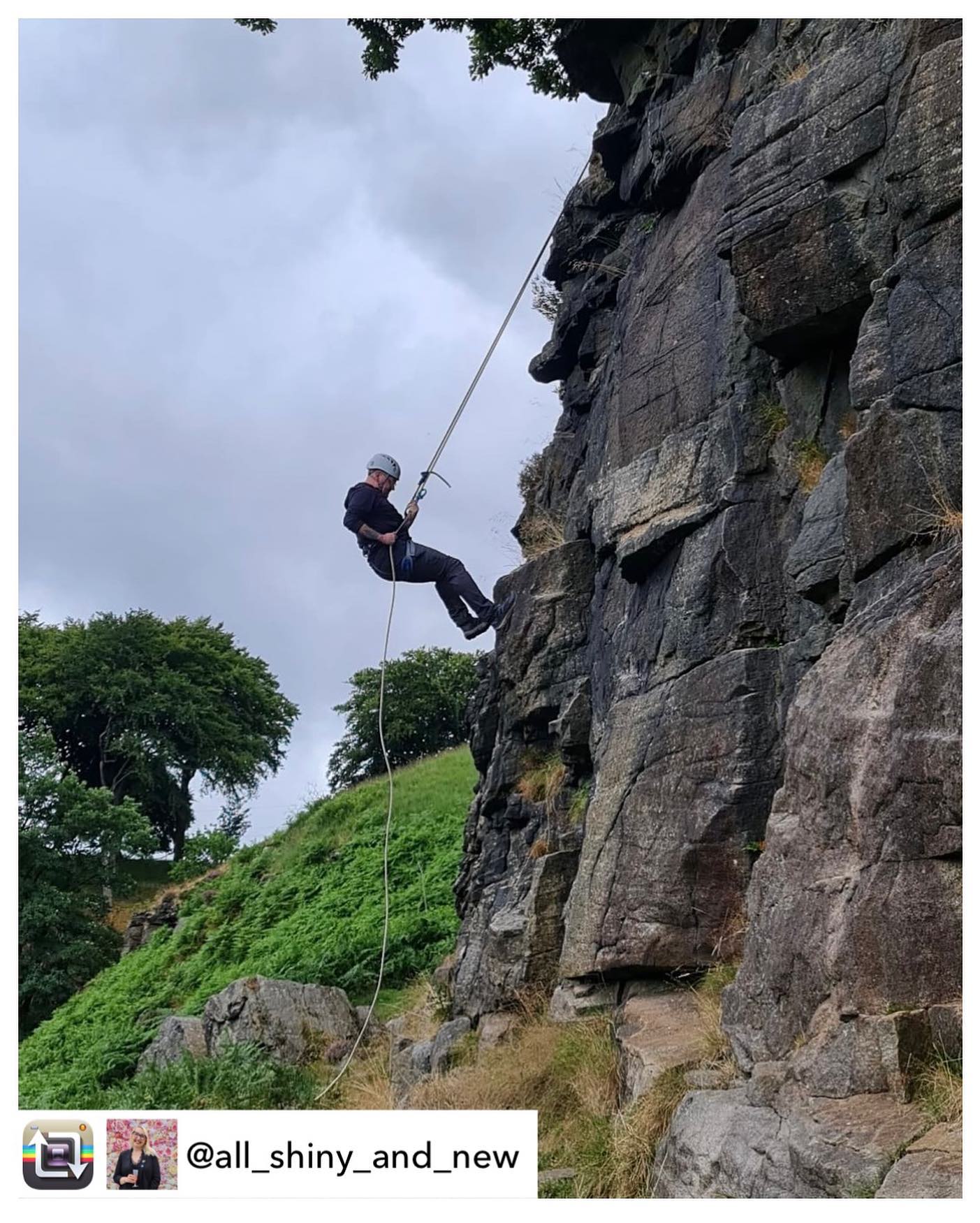 Repost from @all_shiny_and_new - We had the best time with Will and Dan from @wilderness_development doing abseiling today at Darwen. We will definitely be back. Every person was made to feel comfortable and at ease during the session. Thank you so very much 
💚💚💚

We love gettting your feedback and such a great day with you all 

More info and booking at www.wilderness-development.com, link in our bio 🧗‍♀️⛰🧗‍♀️
.
.
.
#wildernessdevelopment #smallbusiness #rockclimbing #climbing #scrambling #abseiling #trysomethingnew #peakdistrict #peakdistrictnationalpark #peakdistrictclimbing #mountainsfellsandhikes #roamtheuk #outdoorpursuits #outdooradventures #outdooractivities #nationalparksuk #booknow